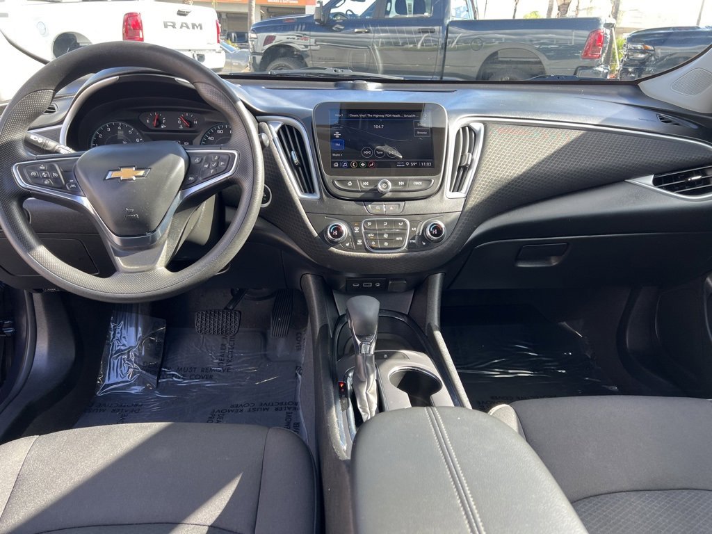 Used 2023 Chevrolet Malibu LT image 24