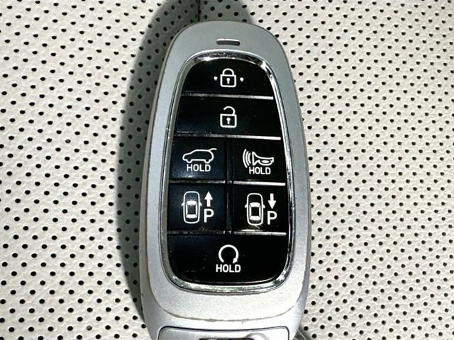 Used 2023 Hyundai Tucson Limited image 18