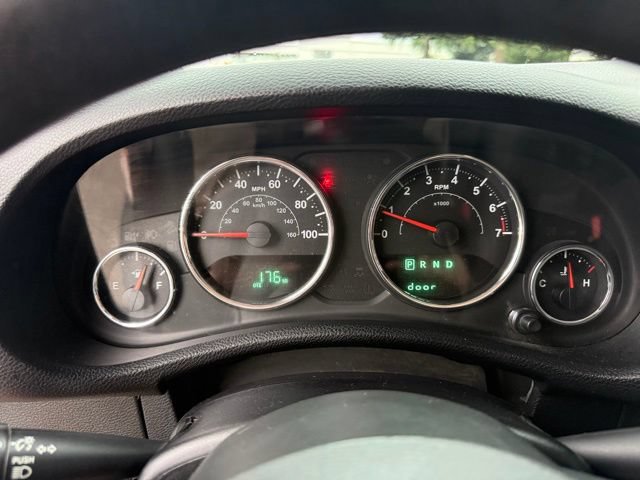 Used 2012 Jeep Wrangler Sport AWD/4WD image 23