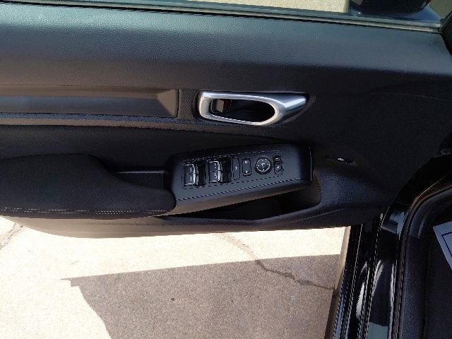 Used 2025 Honda Civic Sport image 25