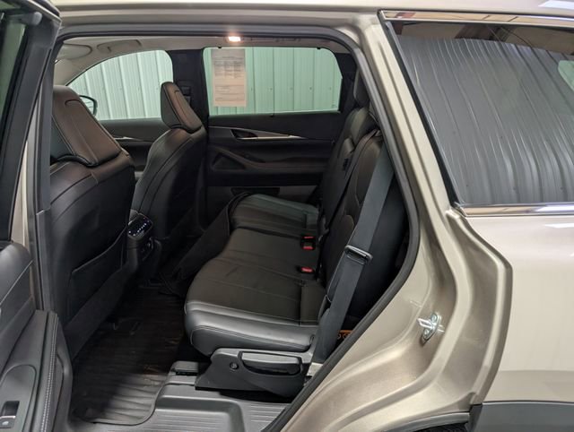 Used 2023 INFINITI QX60 Luxe AWD/4WD image 10