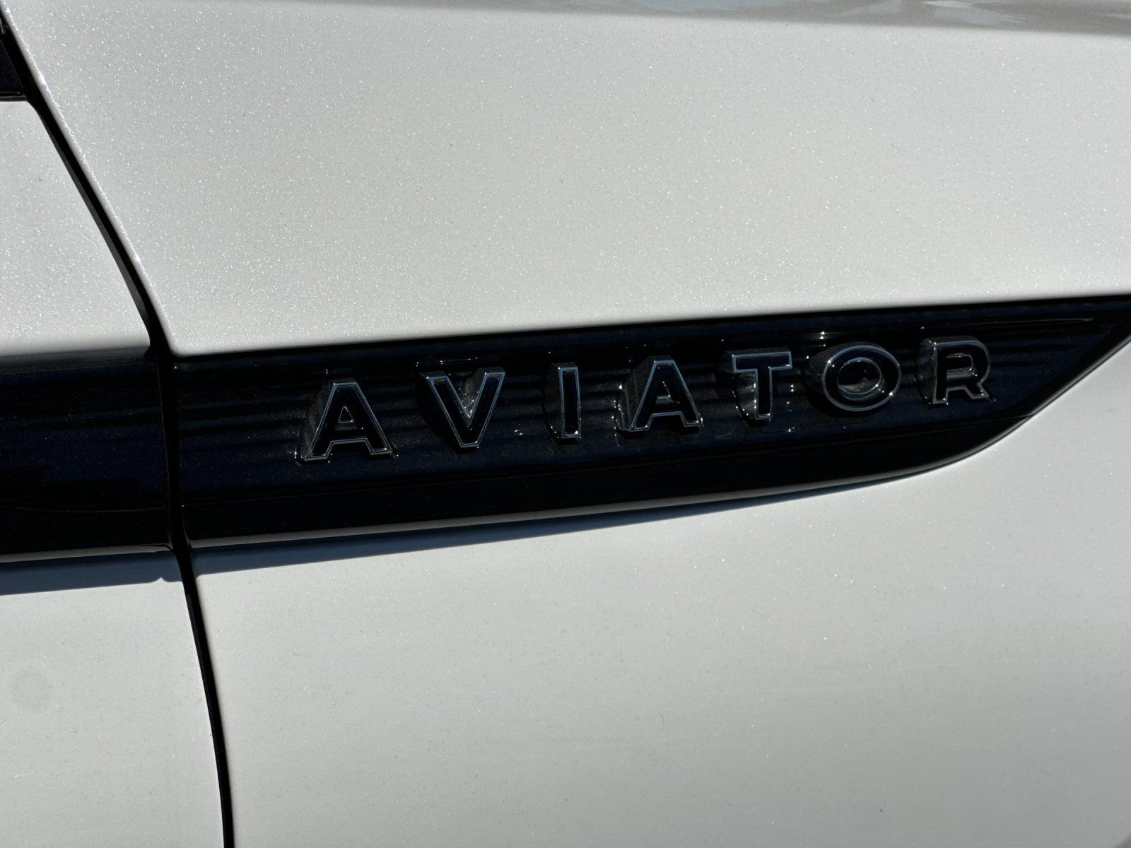 New 2026 Lincoln Aviator Black Label w/ Black Label Special Edition AWD/4WD image 27