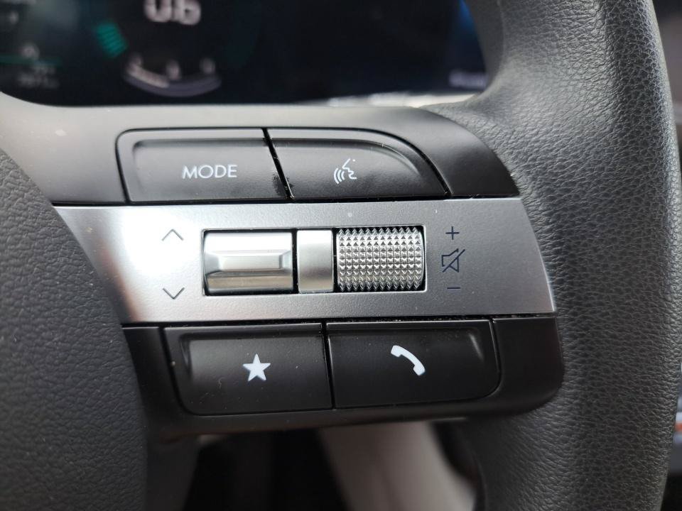 Used 2026 Hyundai Tucson SE FWD image 34