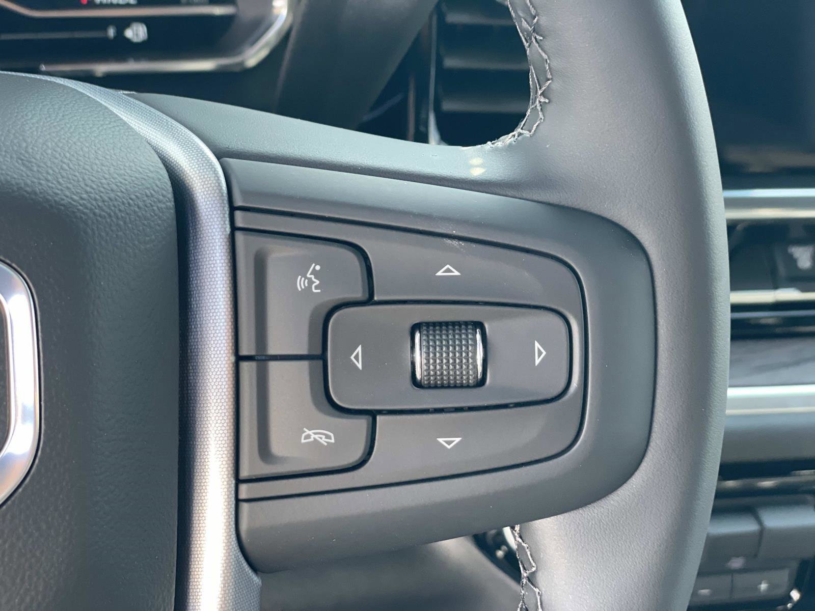 New 2025 GMC Sierra 2500 SLT w/ SLT Premium Package image 11