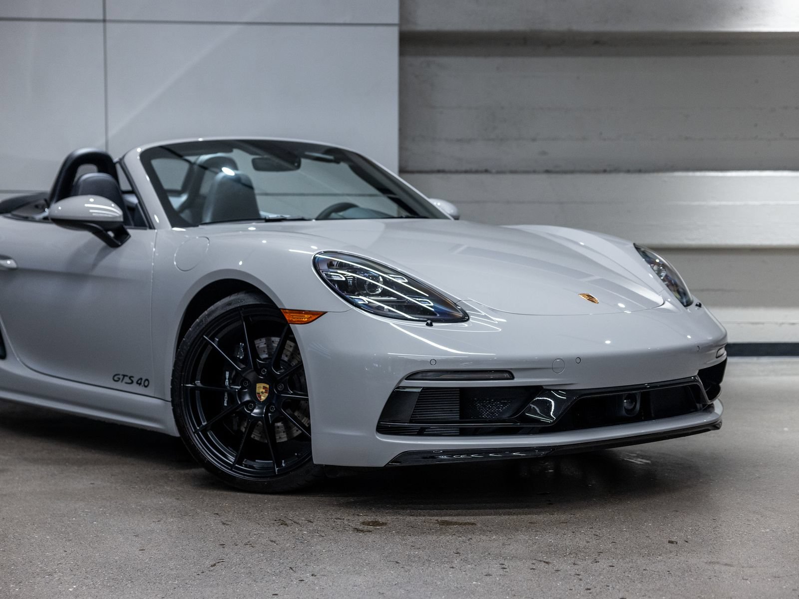 Certified 2025 Porsche 718 Boxster GTS RWD image 17