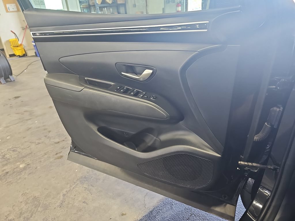 Certified 2022 Hyundai Santa Cruz SEL AWD/4WD image 26