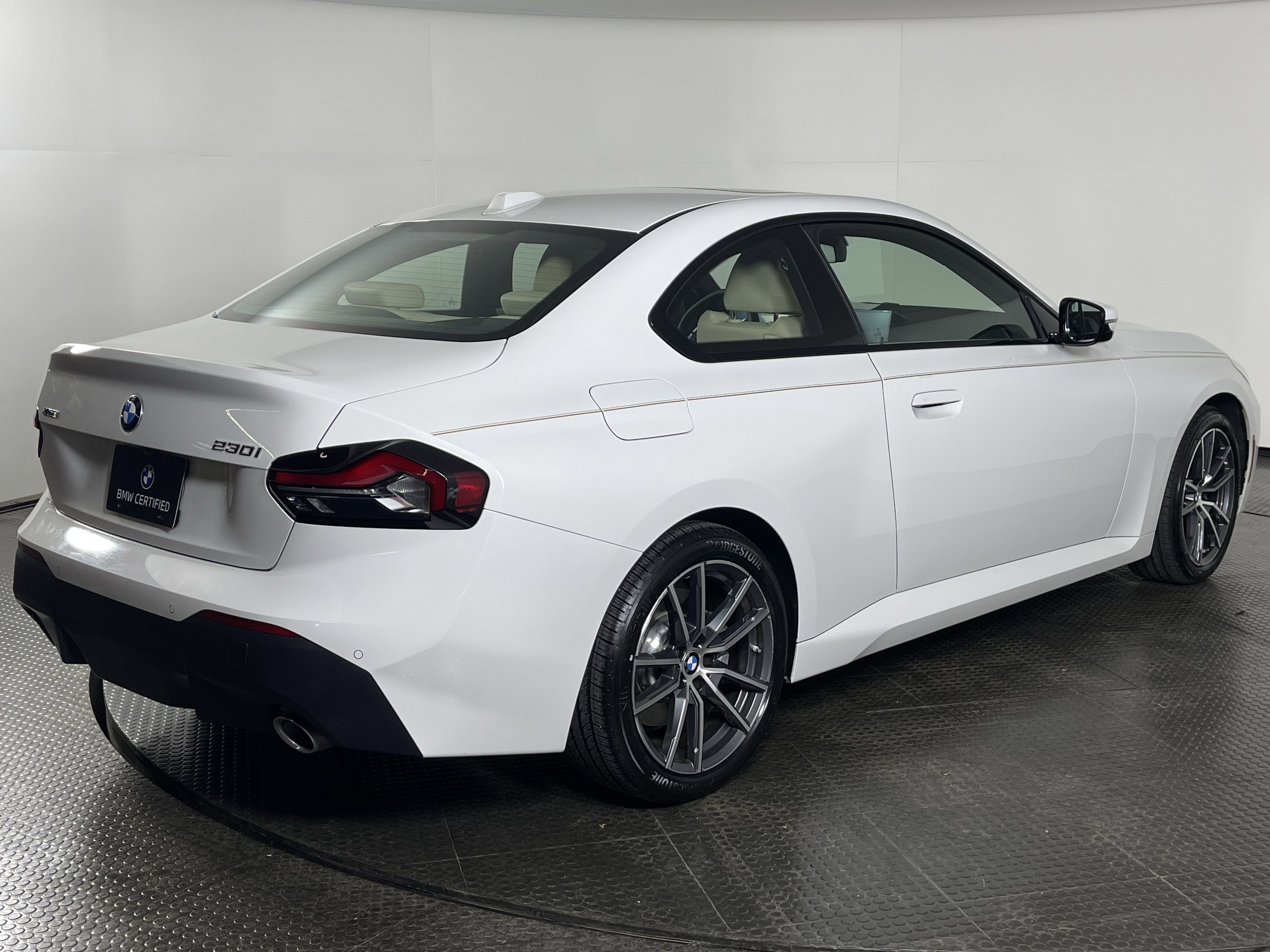 Certified 2025 BMW 230i xDrive Coupe w/ Premium Package image 5