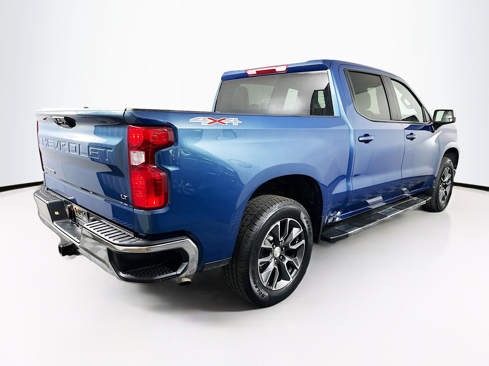 Used 2024 Chevrolet Silverado 1500 LT image 9