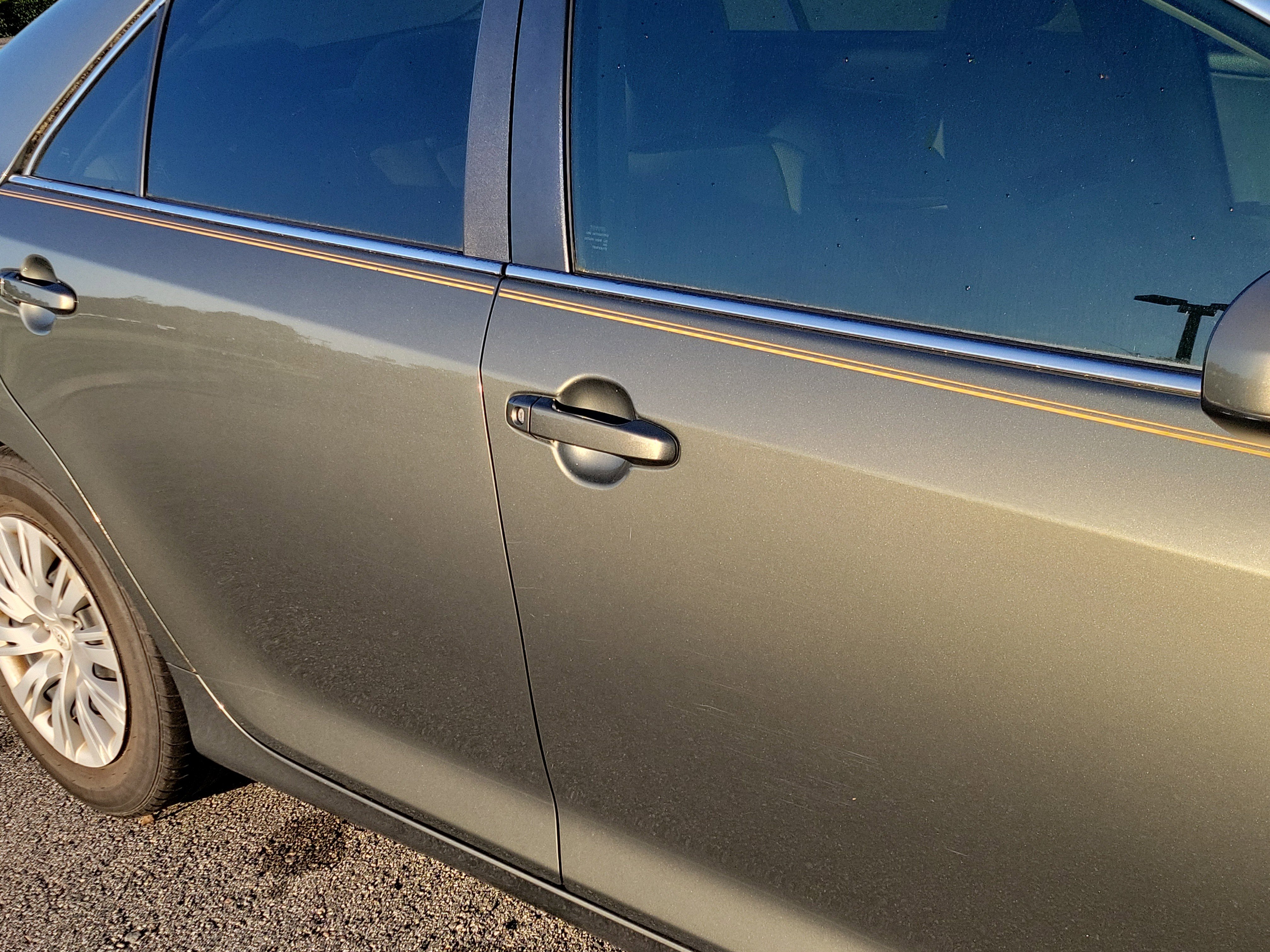 Used 2013 Toyota Camry L image 10