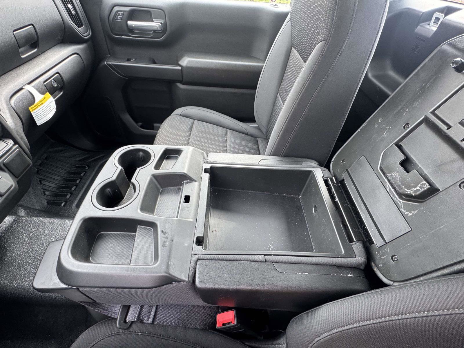 Used 2025 Chevrolet Silverado 1500 W/T image 35