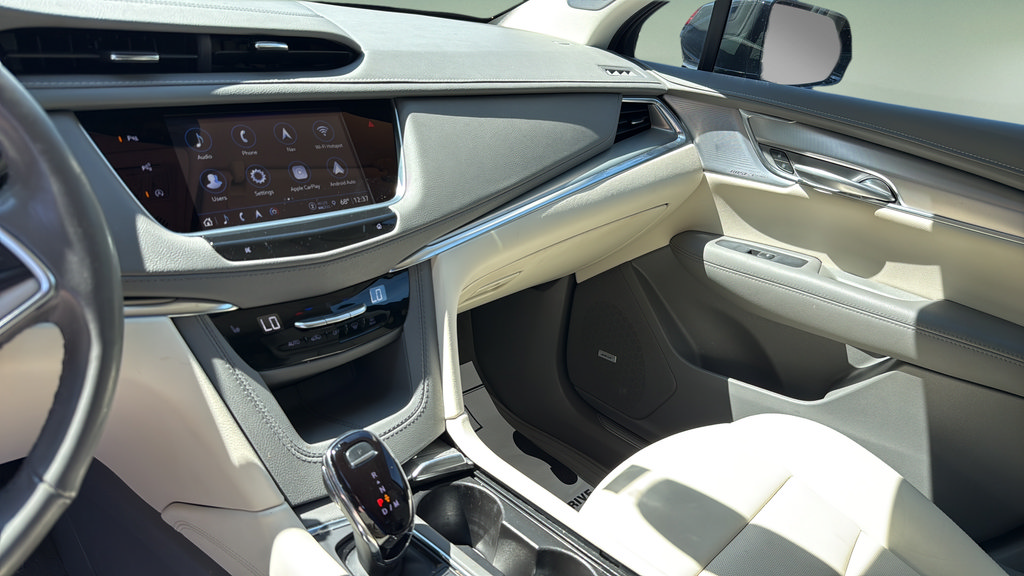 Certified 2024 Cadillac XT5 Premium Luxury w/ Technology Package AWD/4WD image 35