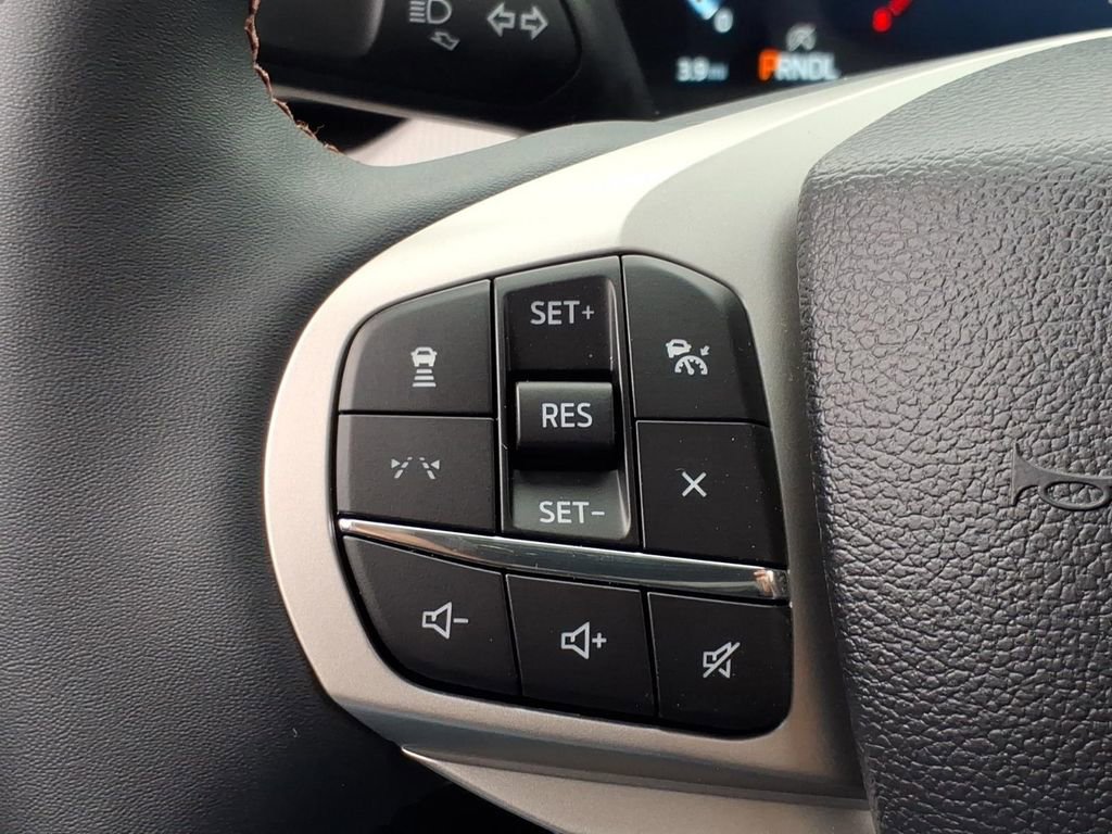 New 2026 Ford Explorer Active image 22