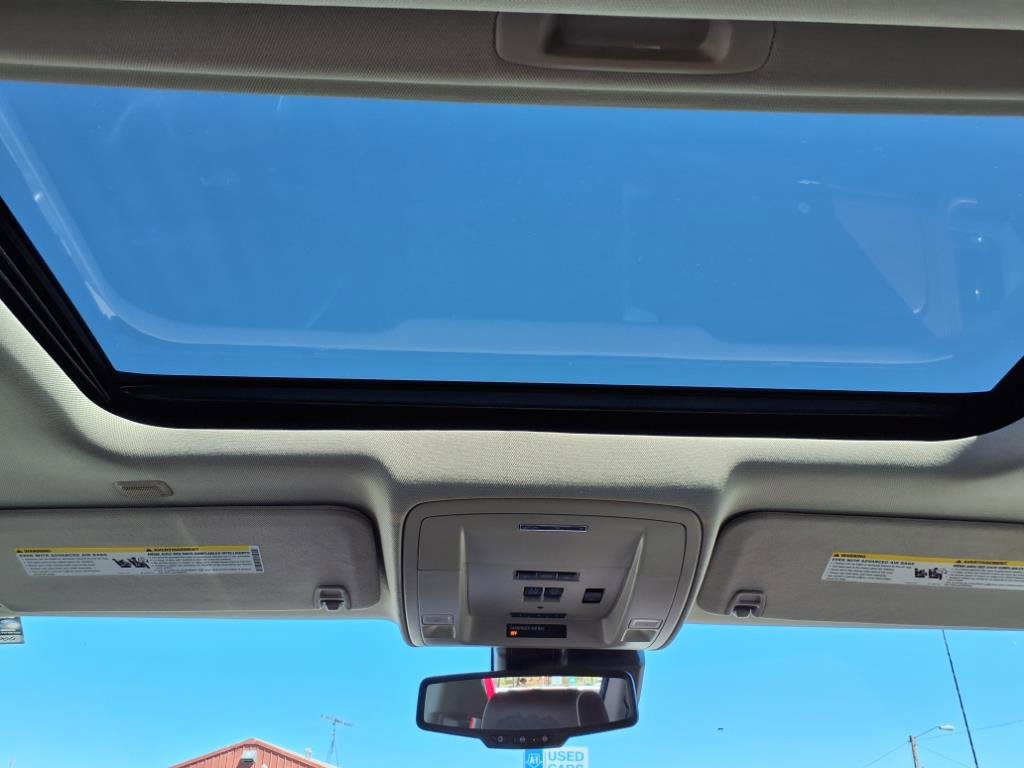 Used 2014 Chevrolet Silverado 1500 High Country w/ High Country Premium Package image 18