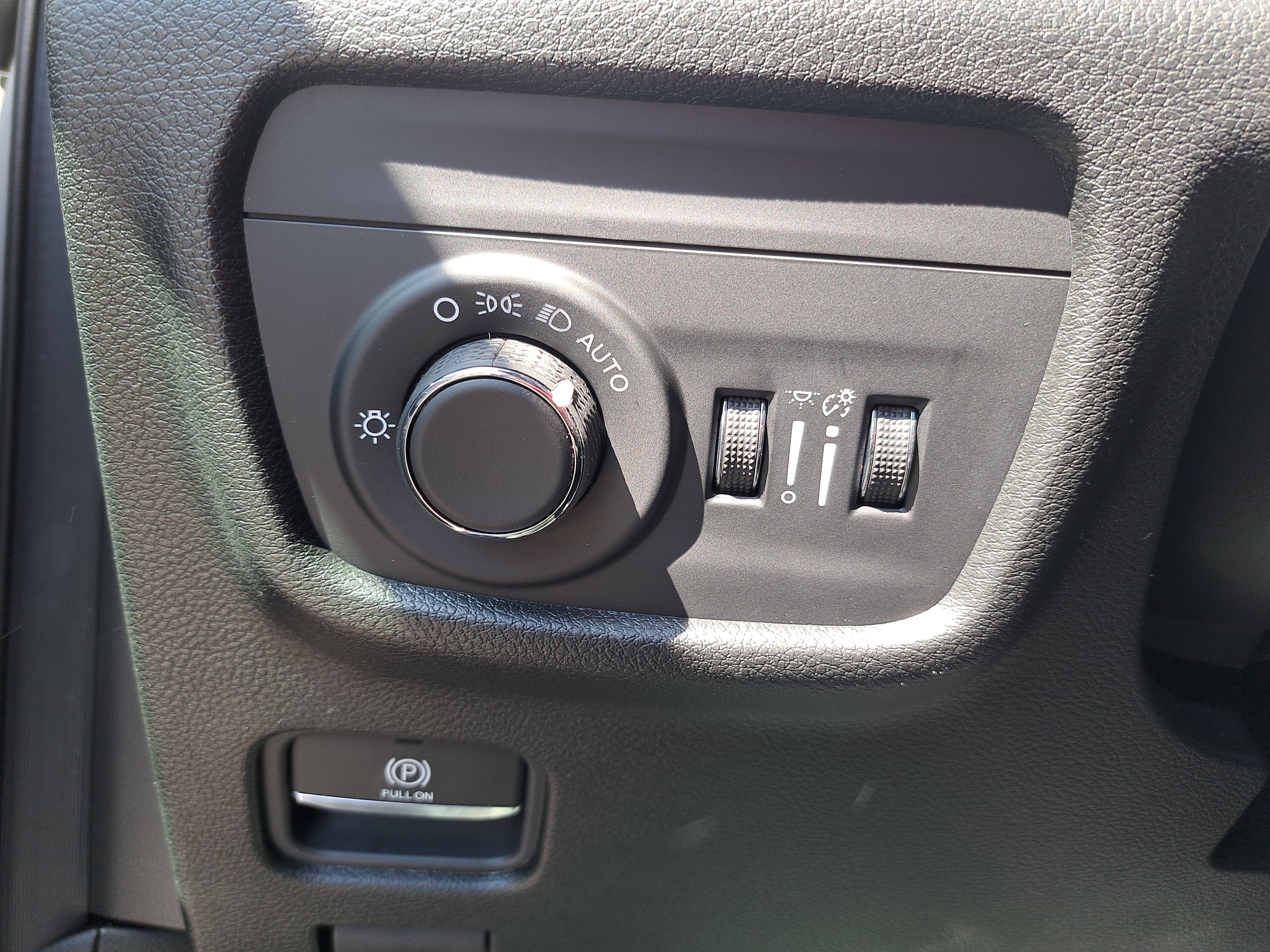 New 2026 Jeep Grand Cherokee Altitude AWD/4WD image 22