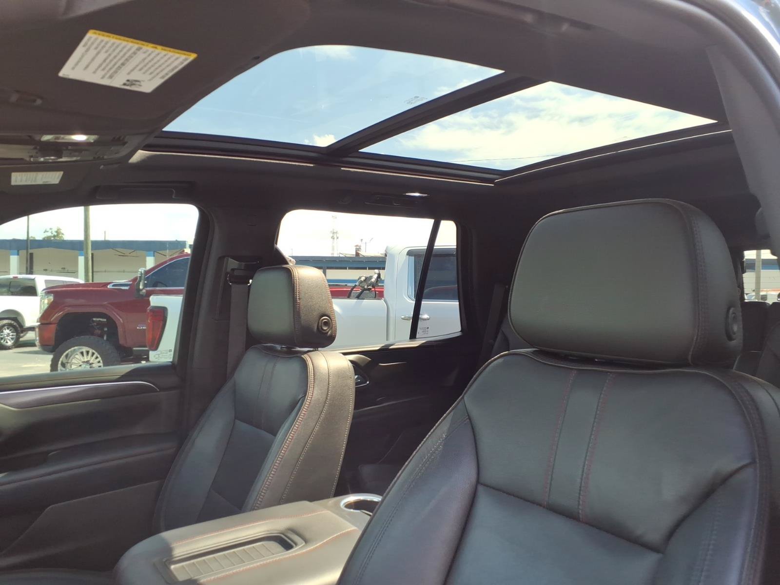 Used 2021 Chevrolet Tahoe RST w/ Luxury Package RWD image 22