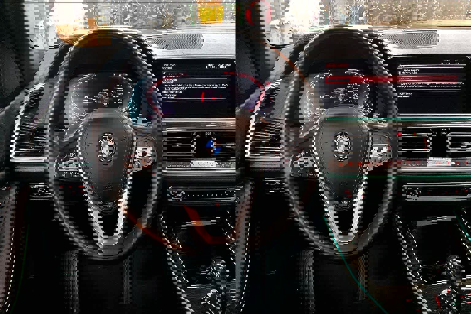 Used 2020 BMW X5 xDrive40i w/ Premium Package image 7