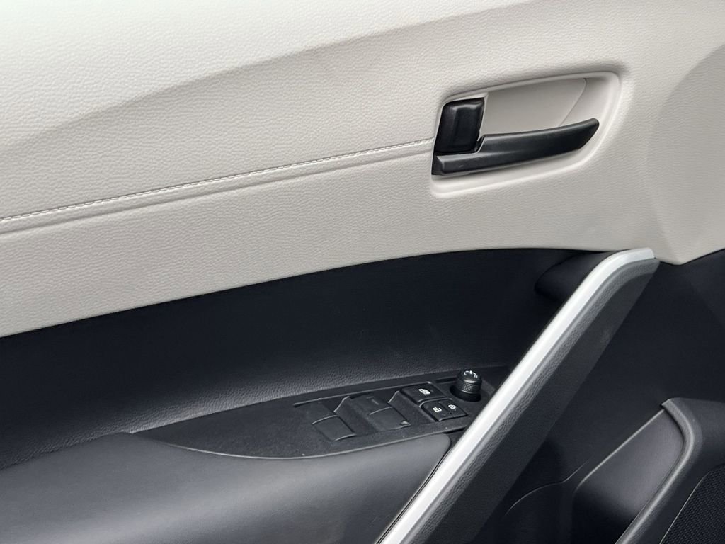 New 2026 Toyota Corolla Cross L FWD image 10