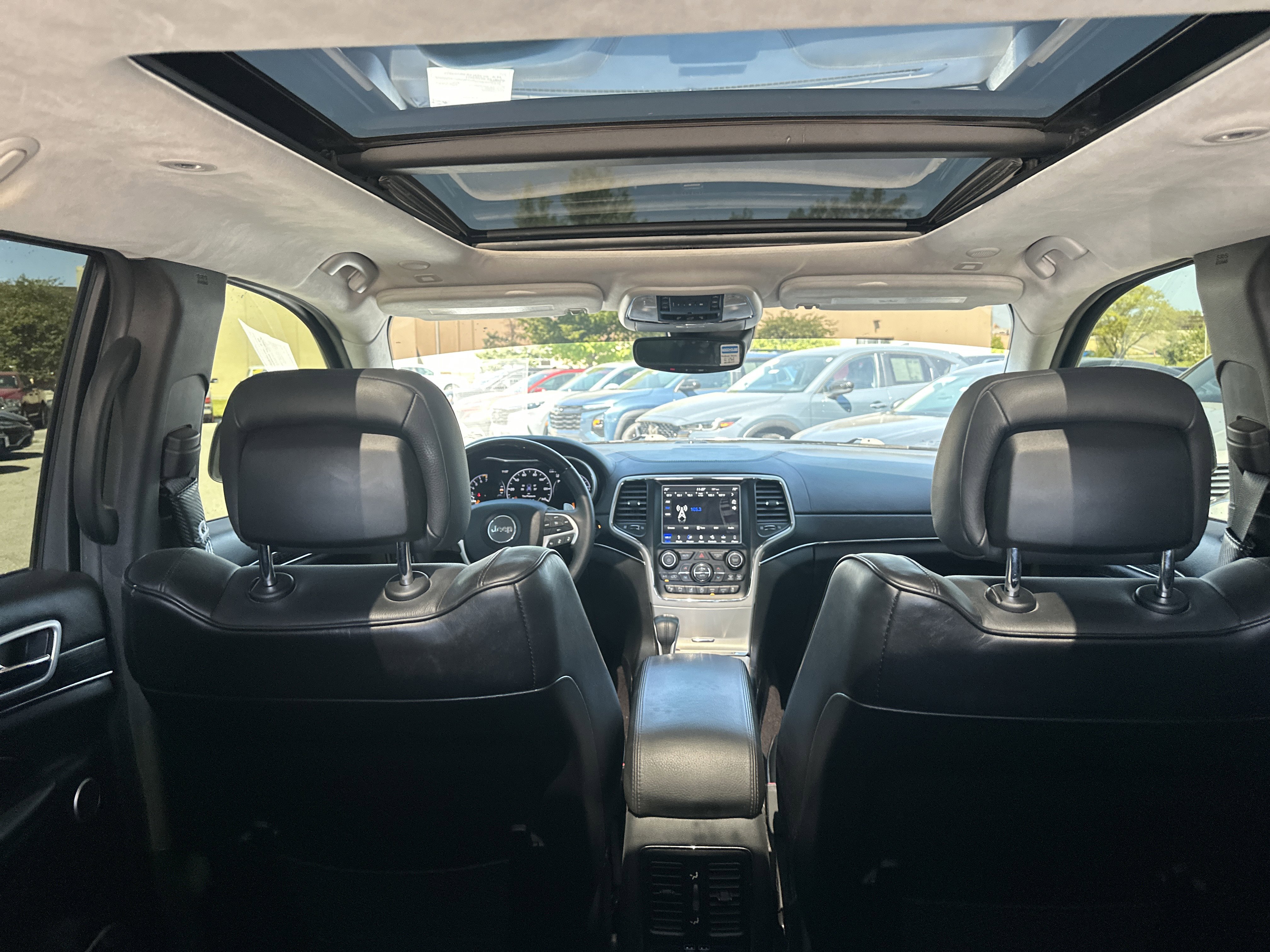 Used 2018 Jeep Grand Cherokee Summit w/ Platinum Series Group AWD/4WD image 13