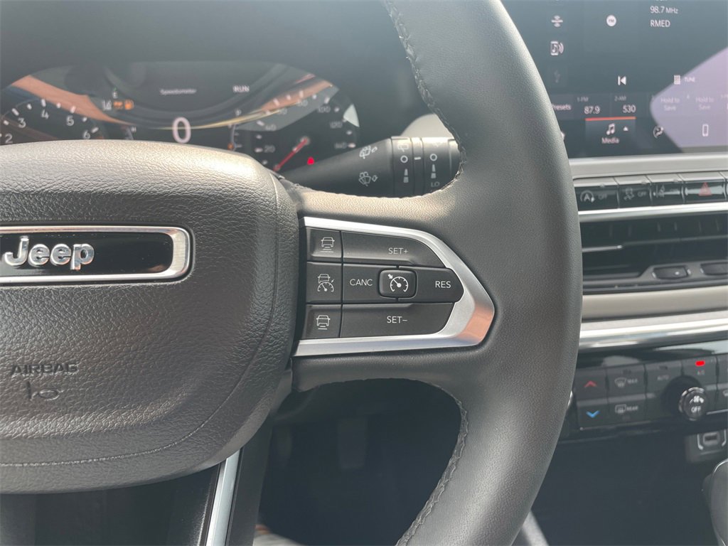 Used 2024 Jeep Compass Limited image 21