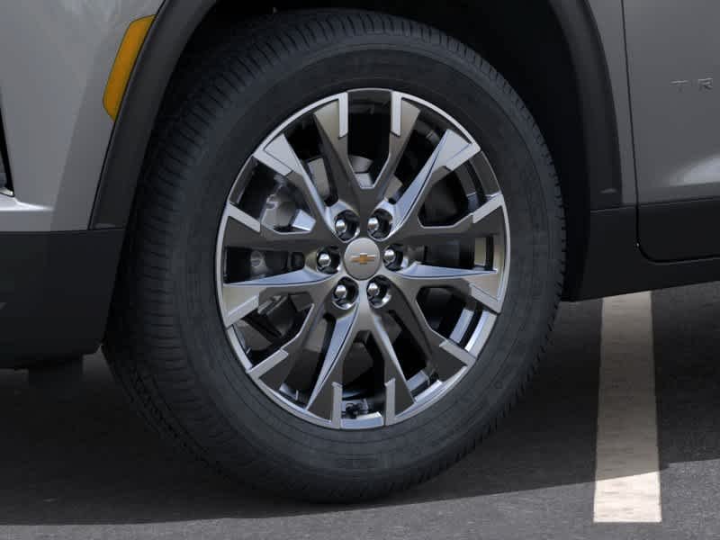 New 2026 Chevrolet Traverse LT w/ Sun and Wheel Package FWD image 9