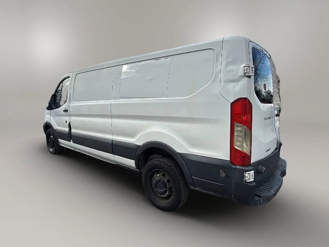 Used 2015 Ford Transit 250 148 Low Roof image 3