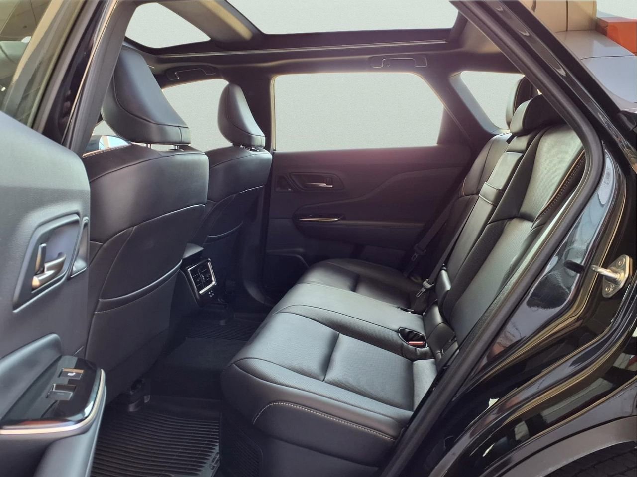 Certified 2025 Toyota Crown Signia w/ Advanced Technology Package image 11