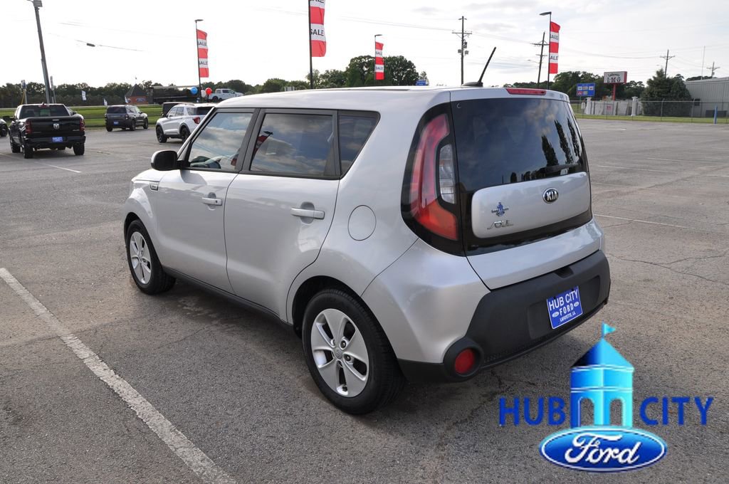 Used 2016 Kia Soul FWD image 3