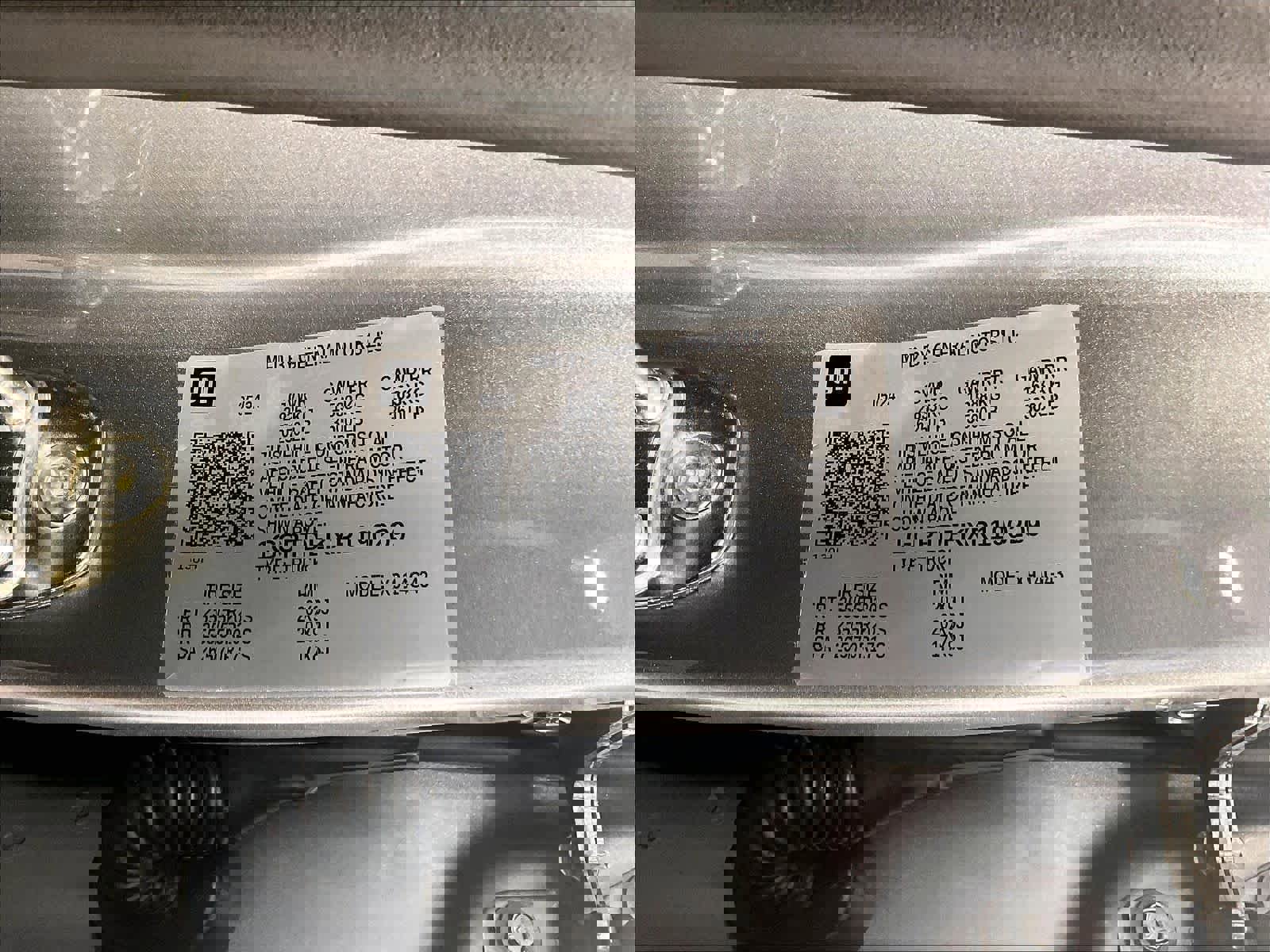 Used 2024 Chevrolet Colorado Z71 w/ Z71 Convenience Package 2 image 35