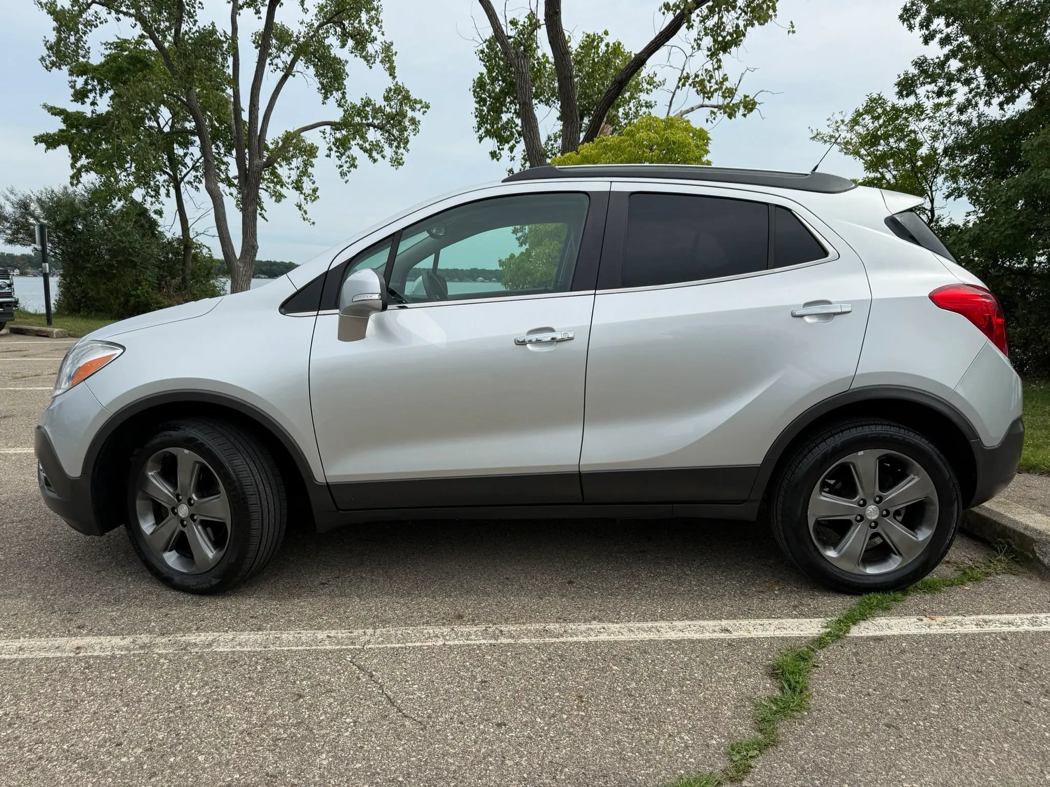 Used 2014 Buick Encore Convenience AWD/4WD image 10