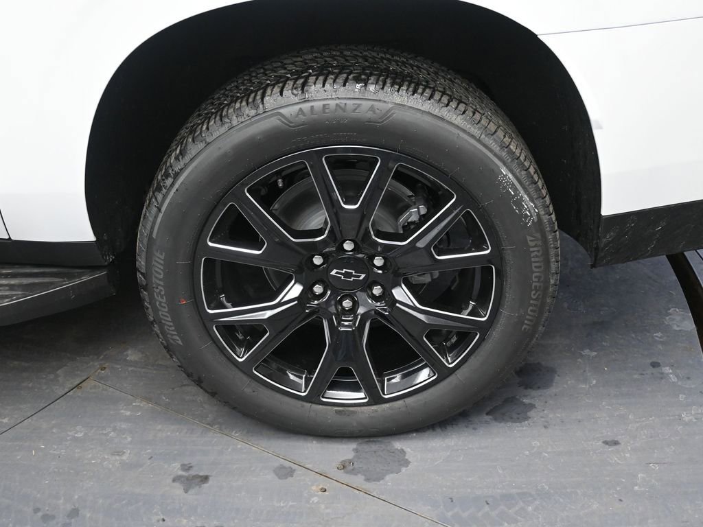 New 2026 Chevrolet Suburban RST w/ RST Capability Package image 16
