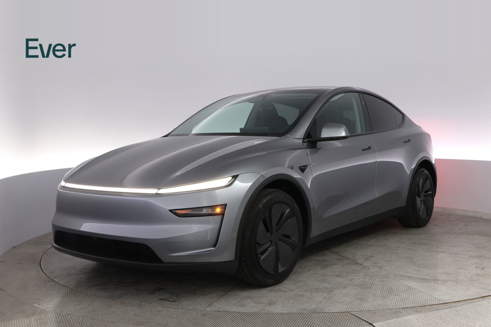 Used 2026 Tesla Model Y Long Range image 2