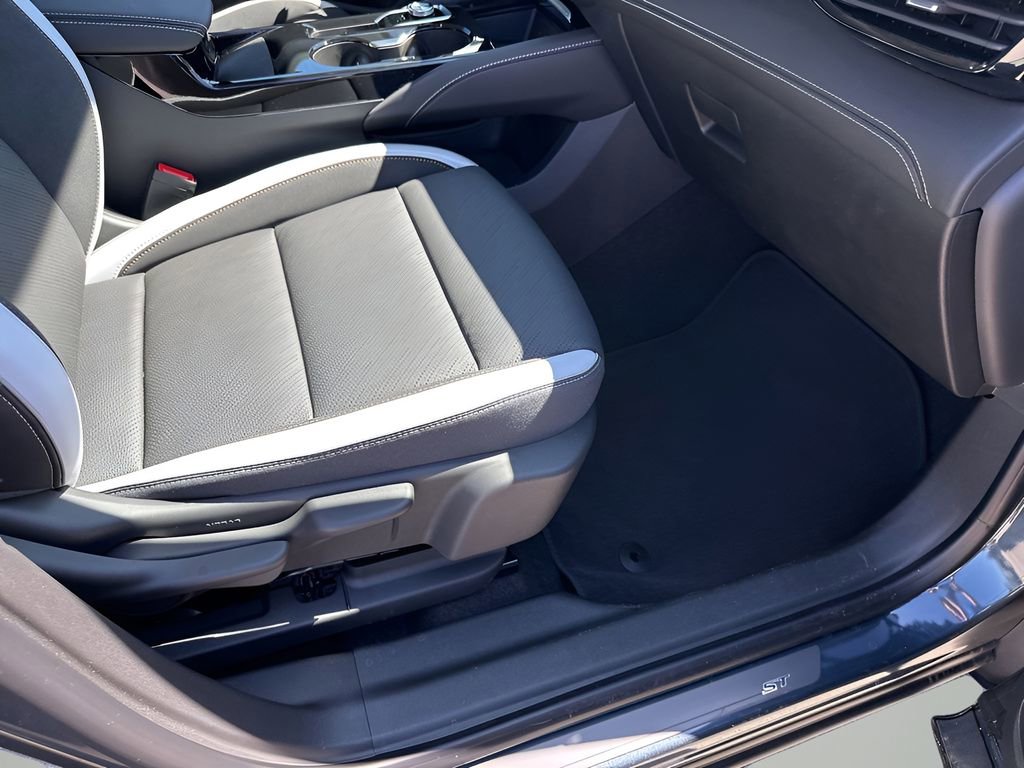 New 2026 Buick Envision Sport Touring AWD/4WD image 16