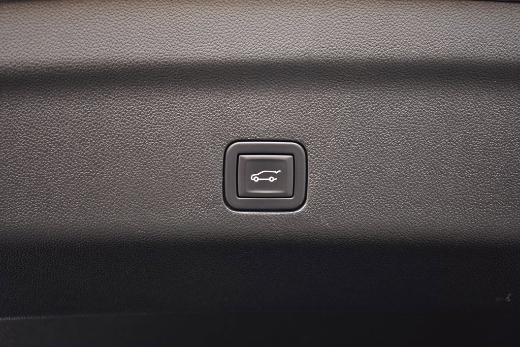 Used 2024 Chevrolet Tahoe Premier image 28