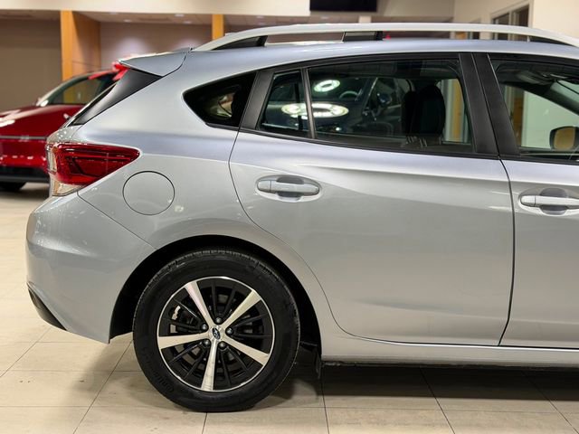 Used 2023 Subaru Impreza 2.0i Premium image 17