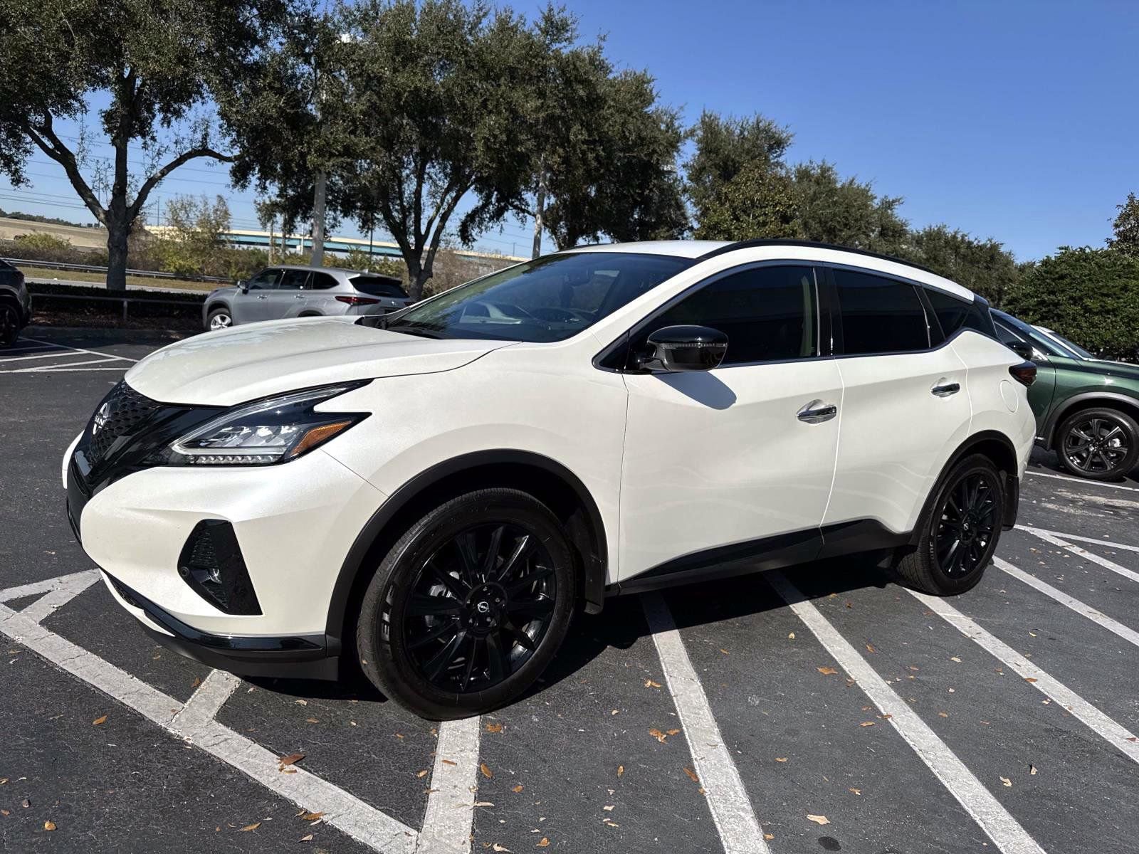 Used 2024 Nissan Murano SV w/ SV Midnight Edition Package image 5