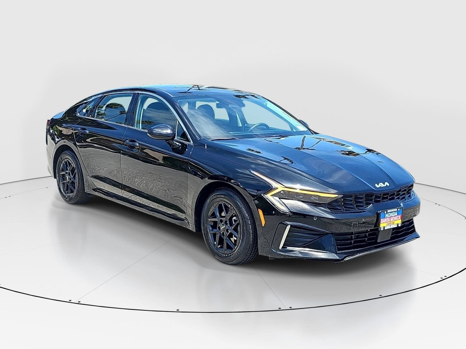 Used 2025 Kia K5 LXS FWD image 3