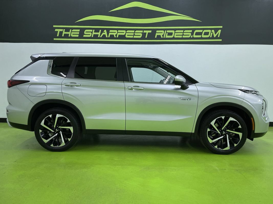 Used 2024 Mitsubishi Outlander Ralliart AWD/4WD image 11