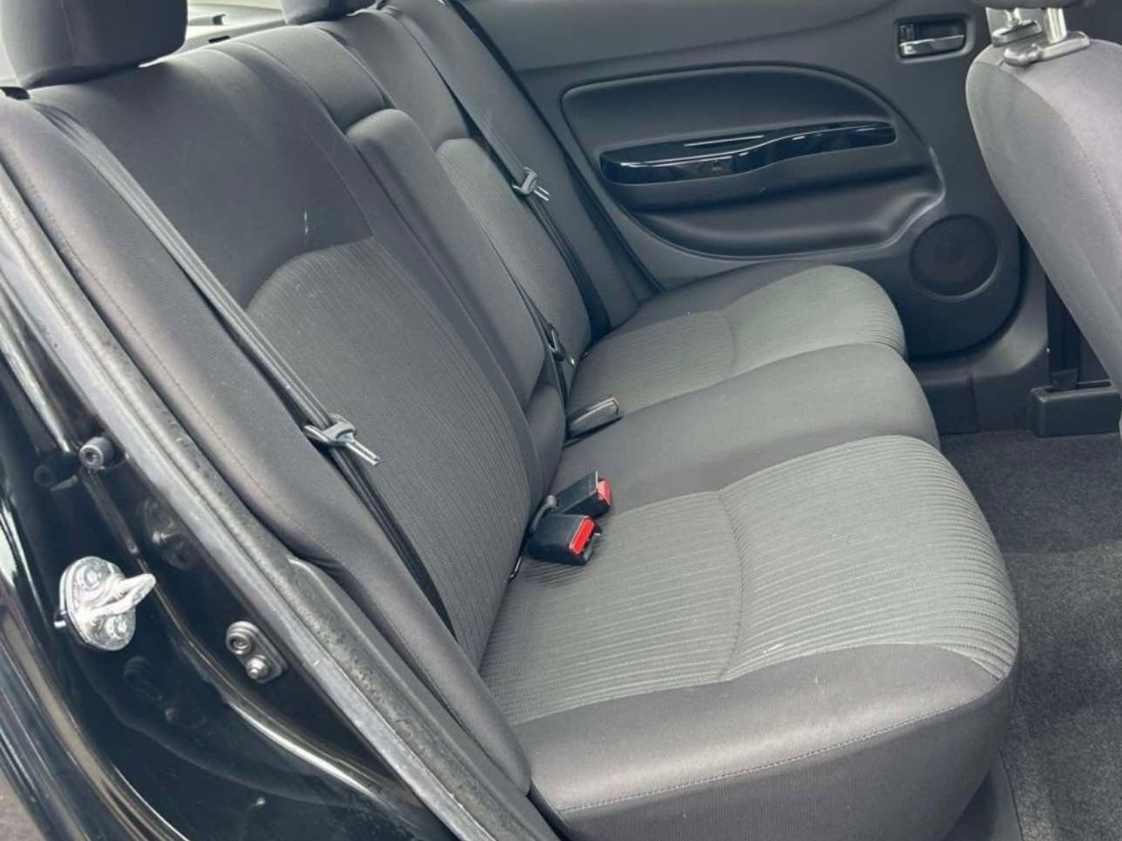 Used 2018 Mitsubishi Mirage G4 SE FWD image 3