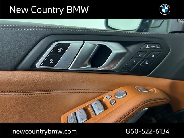Used 2024 BMW X7 xDrive40i w/ Executive Package image 12