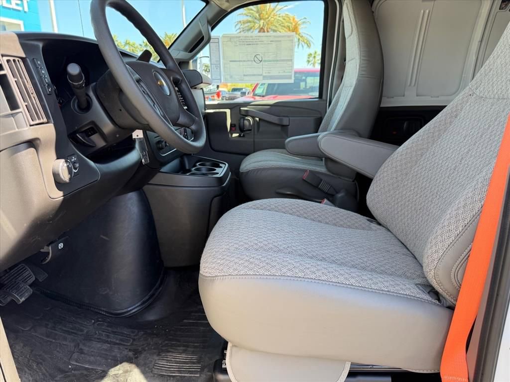 New 2026 Chevrolet Express 2500 w/ Driver Convenience Package RWD image 5
