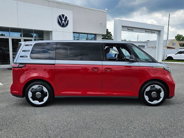 New 2025 Volkswagen ID. Buzz Pro S Plus AWD/4WD image 17