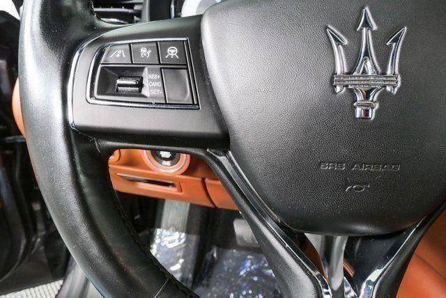 Used 2023 Maserati Quattroporte GT RWD image 12