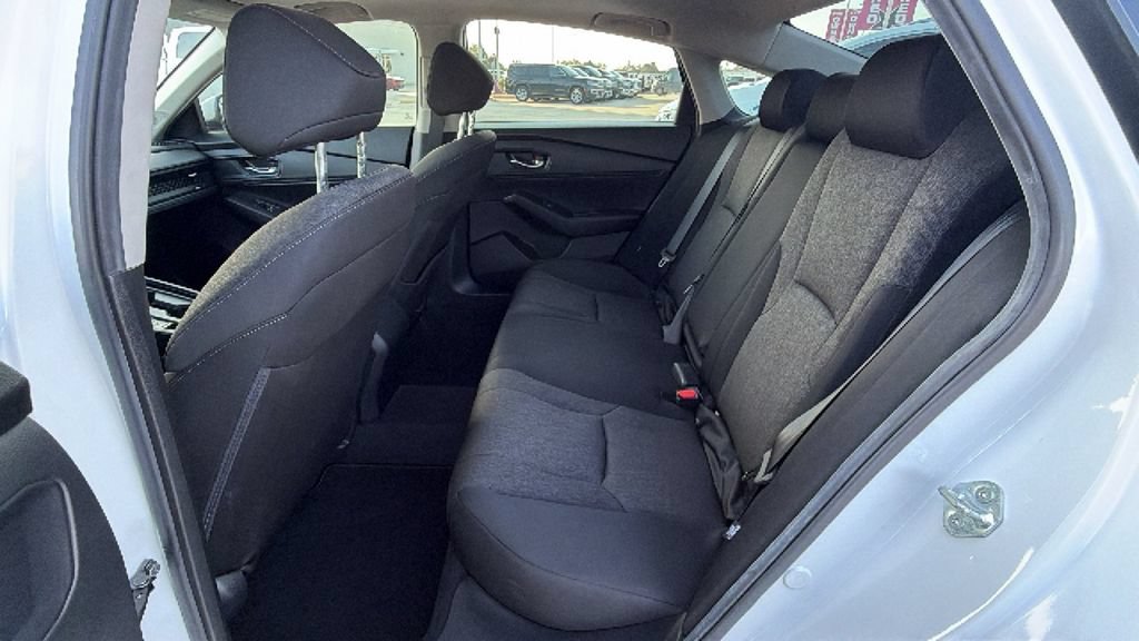 Used 2024 Honda Accord EX image 24
