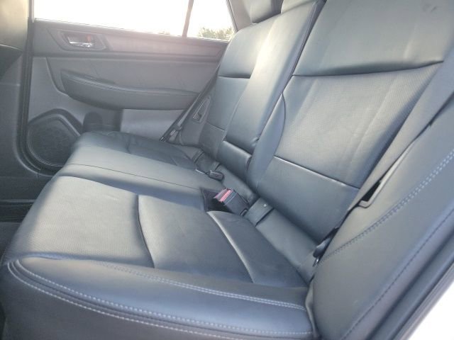 Used 2018 Subaru Outback 2.5i Limited image 29