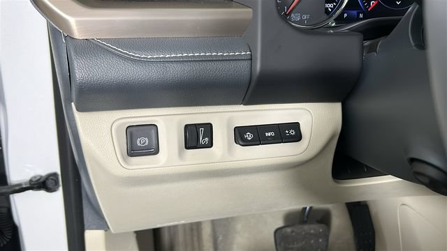 Used 2023 GMC Acadia Denali w/ Denali Ultimate Package AWD/4WD image 19