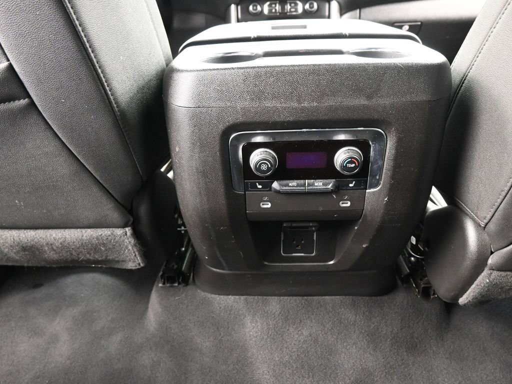 Used 2024 Chevrolet Tahoe Premier image 42
