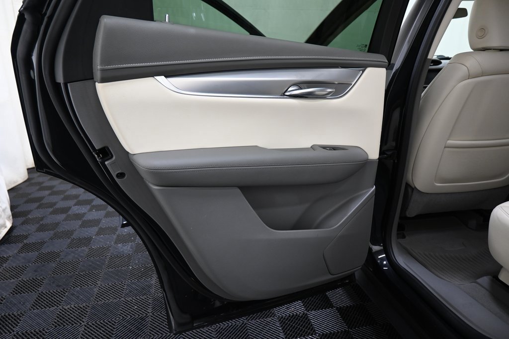 Used 2020 Cadillac XT5 Premium Luxury image 27