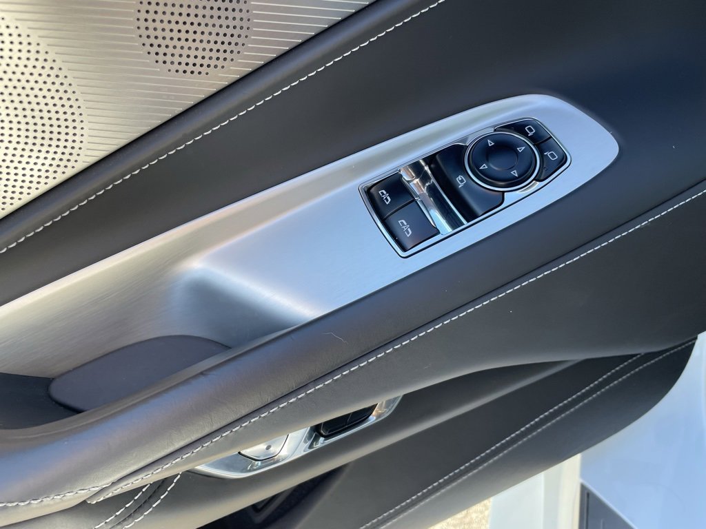 Used 2022 Chevrolet Corvette Stingray w/ Z51 Performance Package image 13