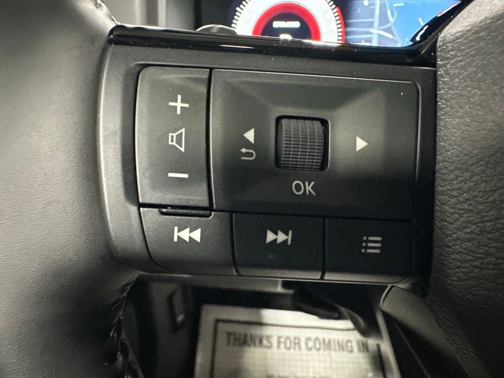 Used 2026 Nissan Rogue Platinum w/ Platinum Premium Package AWD/4WD image 19