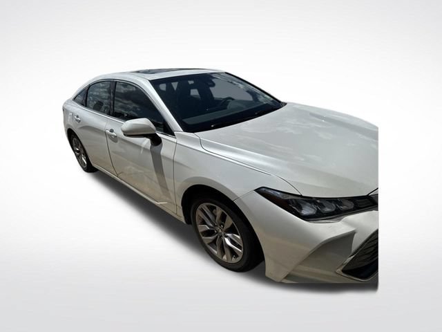 Used 2021 Toyota Avalon XLE w/ Moonroof Package FWD image 9